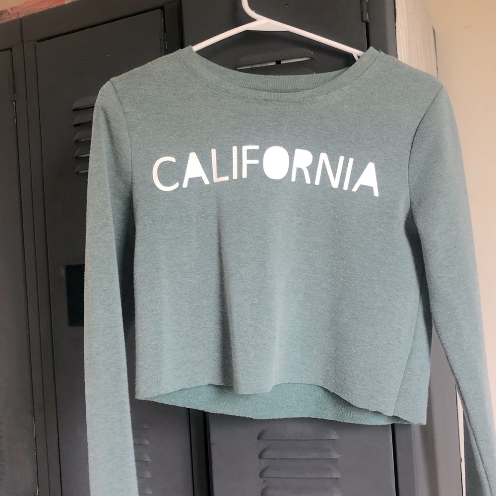 Green California cropped shirt
